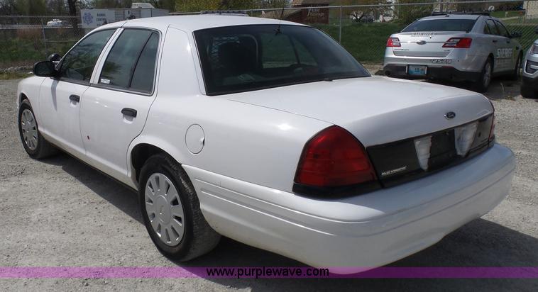 image for item N9454 2008 Ford Crown Victoria Police Interceptor