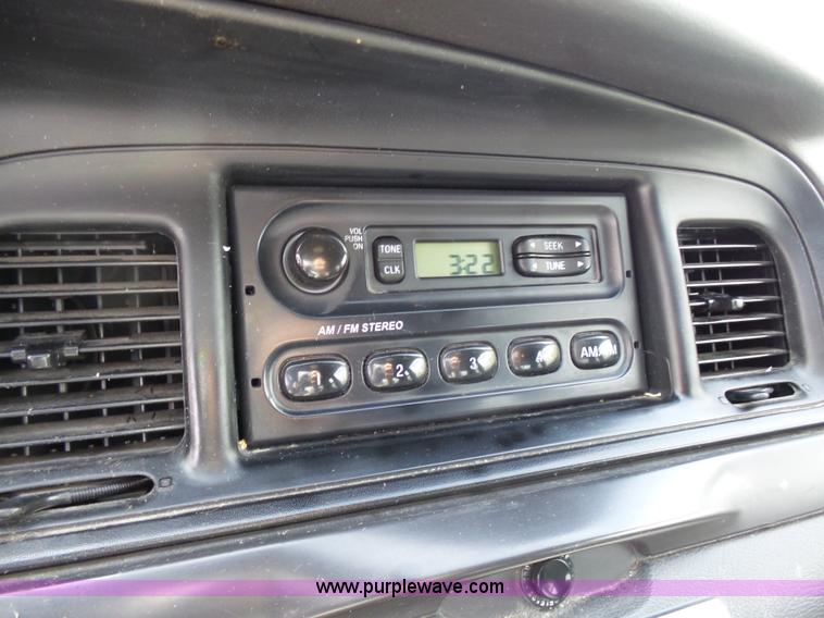 image for item N9454 2008 Ford Crown Victoria Police Interceptor