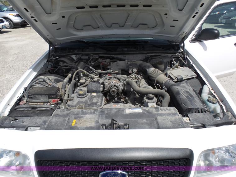 image for item N9454 2008 Ford Crown Victoria Police Interceptor