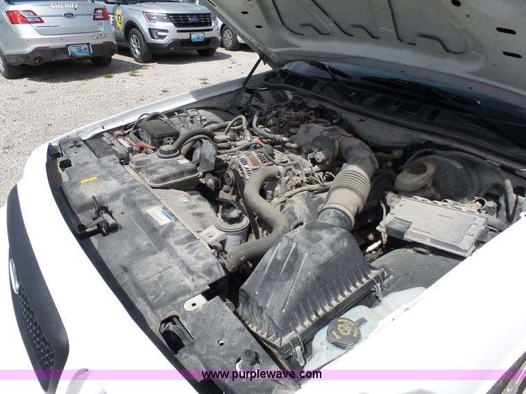image for item N9454 2008 Ford Crown Victoria Police Interceptor