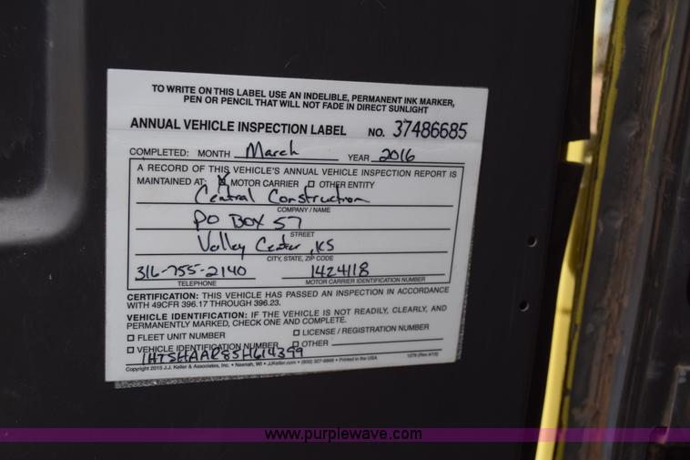 image for item BF9972 1995 International 4900 dump truck