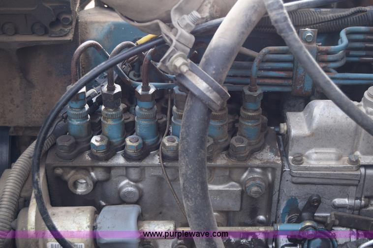 image for item BF9972 1995 International 4900 dump truck