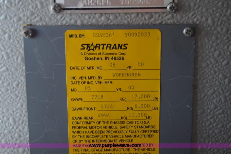 image for item BF9974 2001 Workhorse Star bus