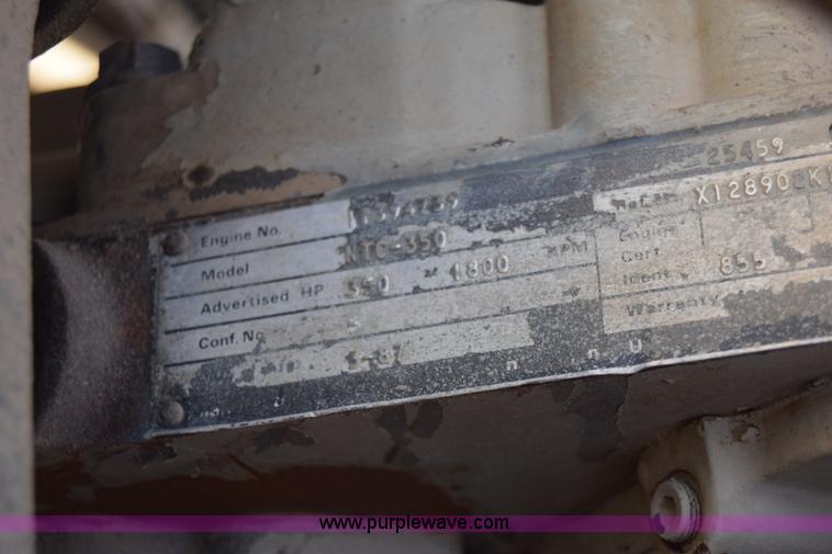 image for item BF9995 1991 International 9300 tank truck