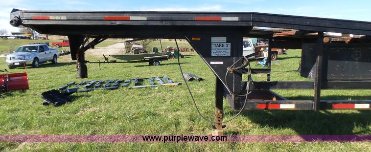 image for item BG9083 1994 Take 3 car trailer