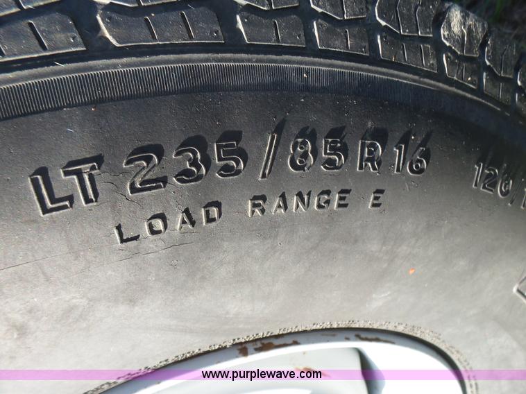 image for item BG9083 1994 Take 3 car trailer