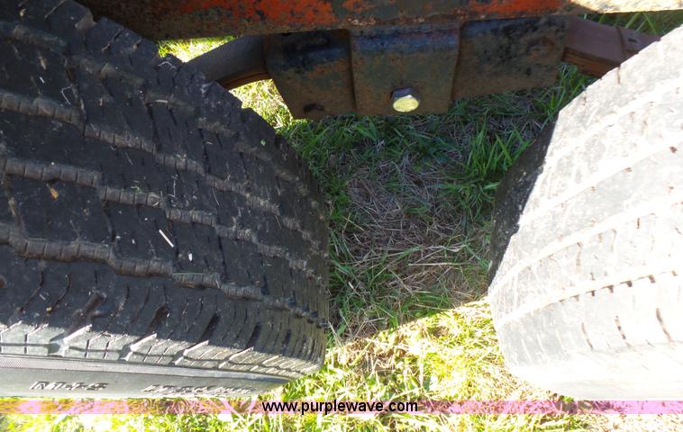 image for item BG9083 1994 Take 3 car trailer