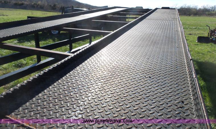 image for item BG9083 1994 Take 3 car trailer