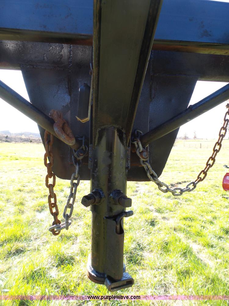 image for item BG9083 1994 Take 3 car trailer