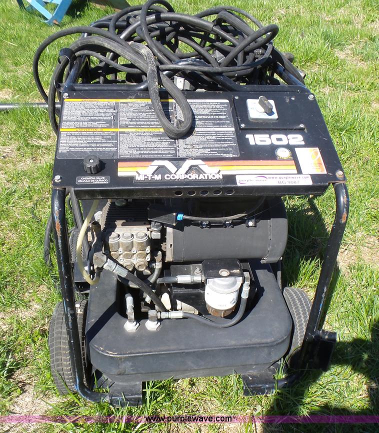 image for item BG9087 MTM 1502 pressure washer