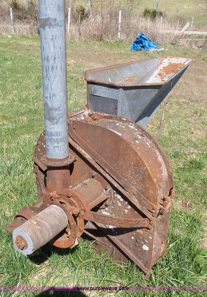 image for item BG9105 Walnut dehuller