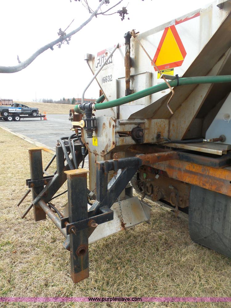 image for item BH9401 2002 International 4900 dump truck