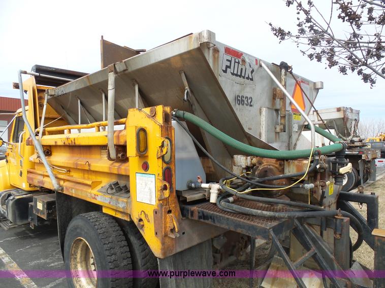 image for item BH9401 2002 International 4900 dump truck