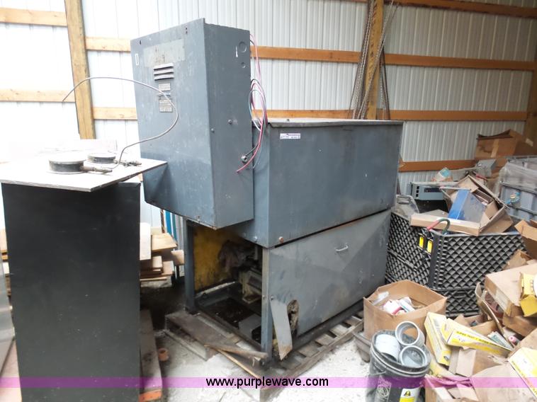 image for item BH9420 Montgomery elevator motor