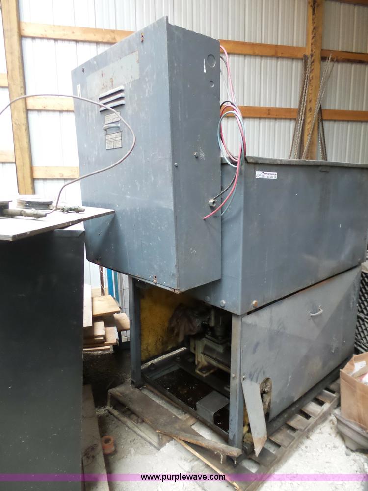 image for item BH9420 Montgomery elevator motor