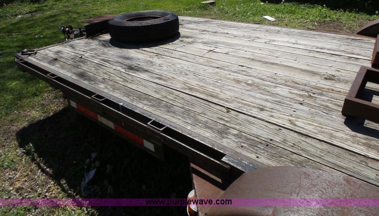 image for item BL9528 1999 shop built utility trailer