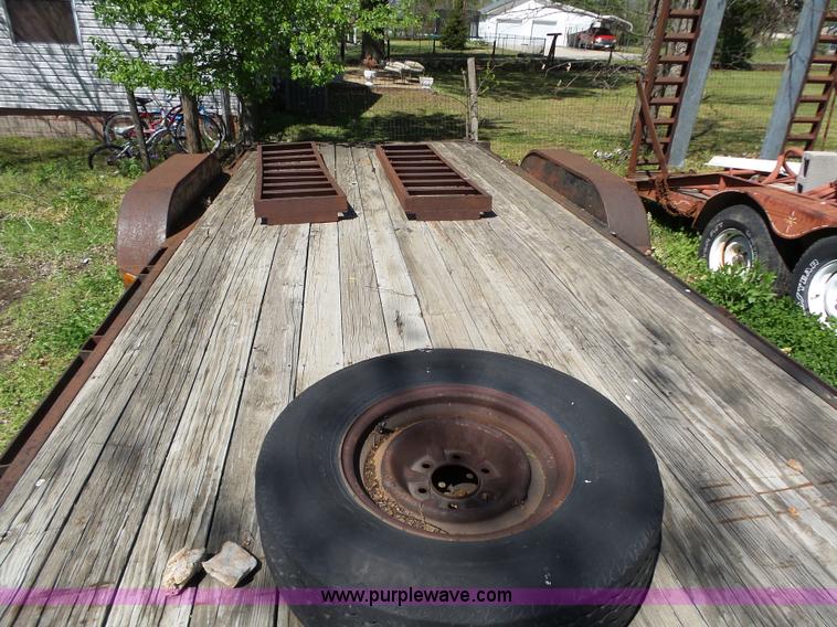 image for item BL9528 1999 shop built utility trailer