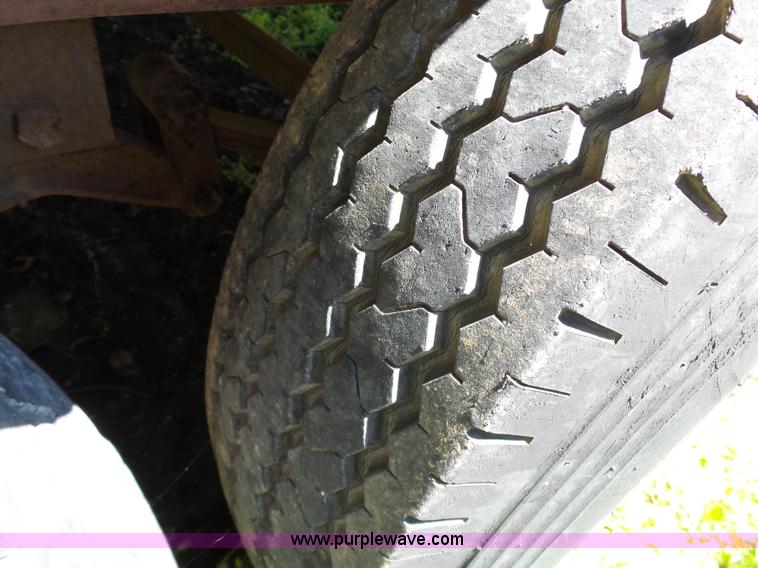 image for item BL9528 1999 shop built utility trailer