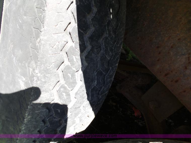 image for item BL9528 1999 shop built utility trailer