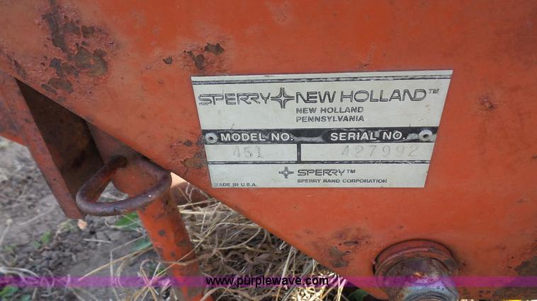 image for item BN9626 New Holland 451 sickle bar mower