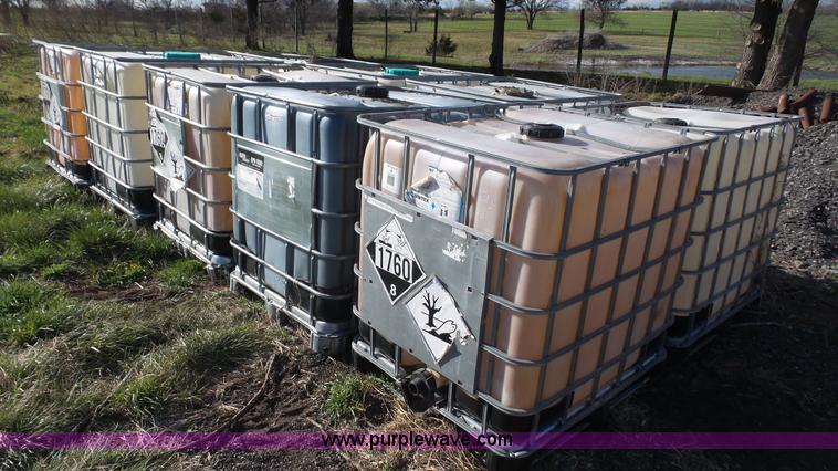 image for item BN9634 (10) 250 gallon plastic totes