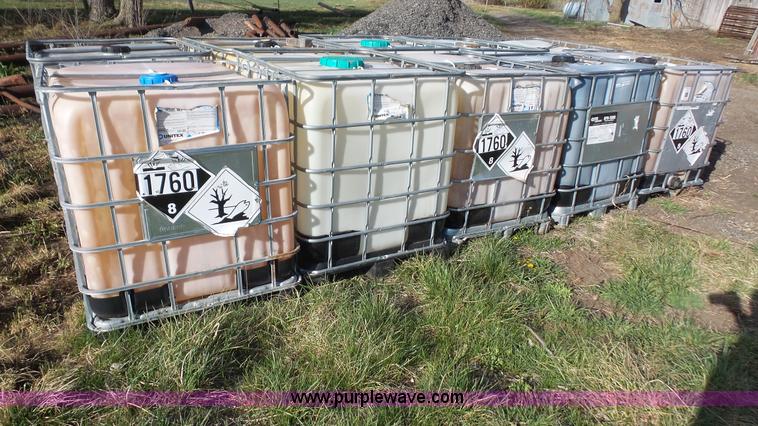 image for item BN9634 (10) 250 gallon plastic totes