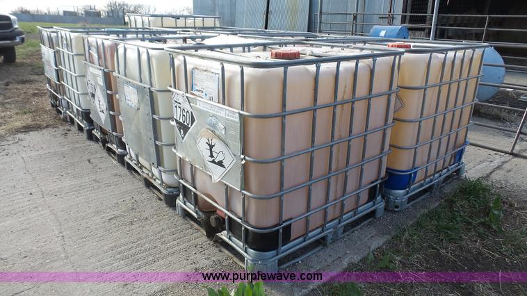 image for item BN9635 (10) 250 gallon plastic totes