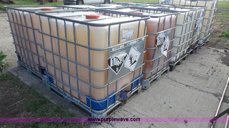 image for item BN9635 (10) 250 gallon plastic totes