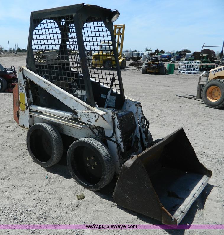 image for item BQ9869 1978 Bobcat 310 skid steer