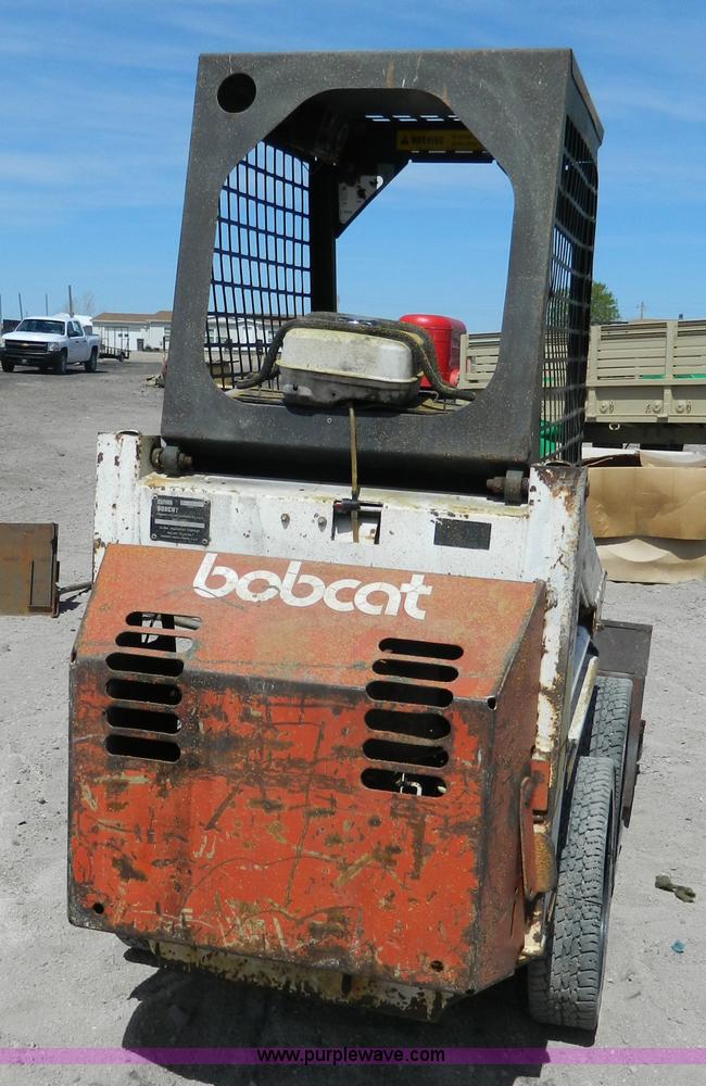 image for item BQ9869 1978 Bobcat 310 skid steer