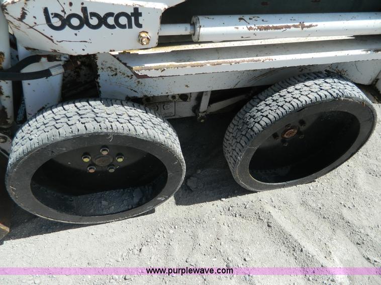 image for item BQ9869 1978 Bobcat 310 skid steer