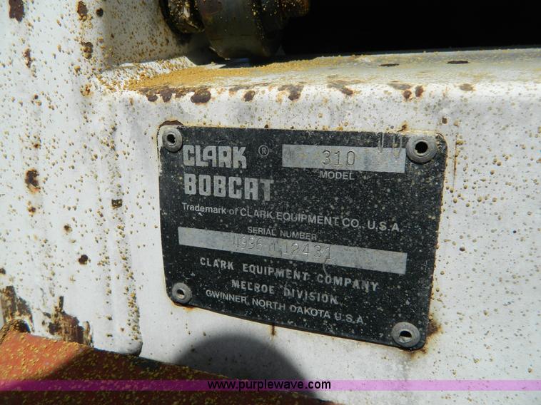 image for item BQ9869 1978 Bobcat 310 skid steer