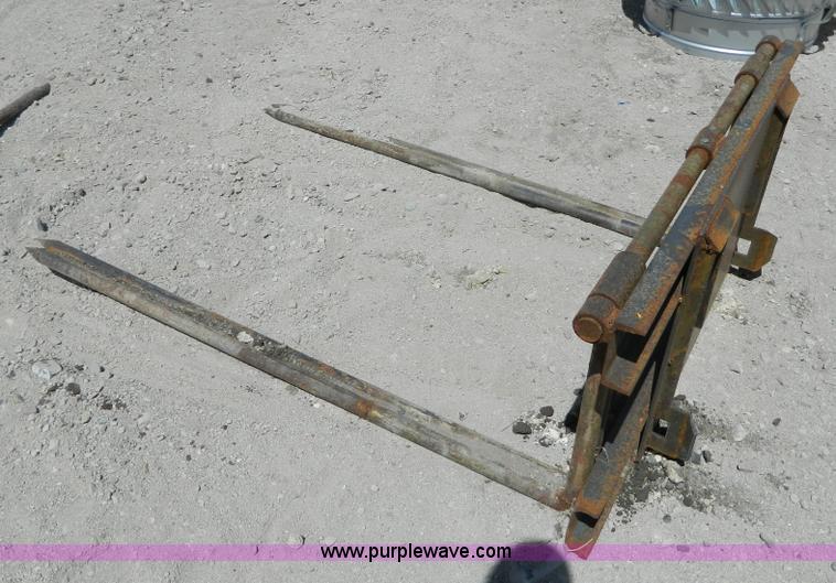 image for item BQ9869 1978 Bobcat 310 skid steer