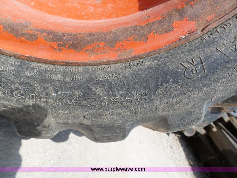 image for item G3754 1989 Bobcat 3023 trencher