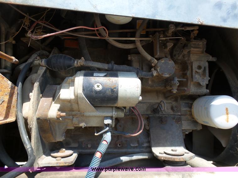 image for item G3754 1989 Bobcat 3023 trencher