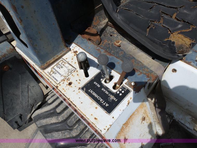 image for item G3754 1989 Bobcat 3023 trencher