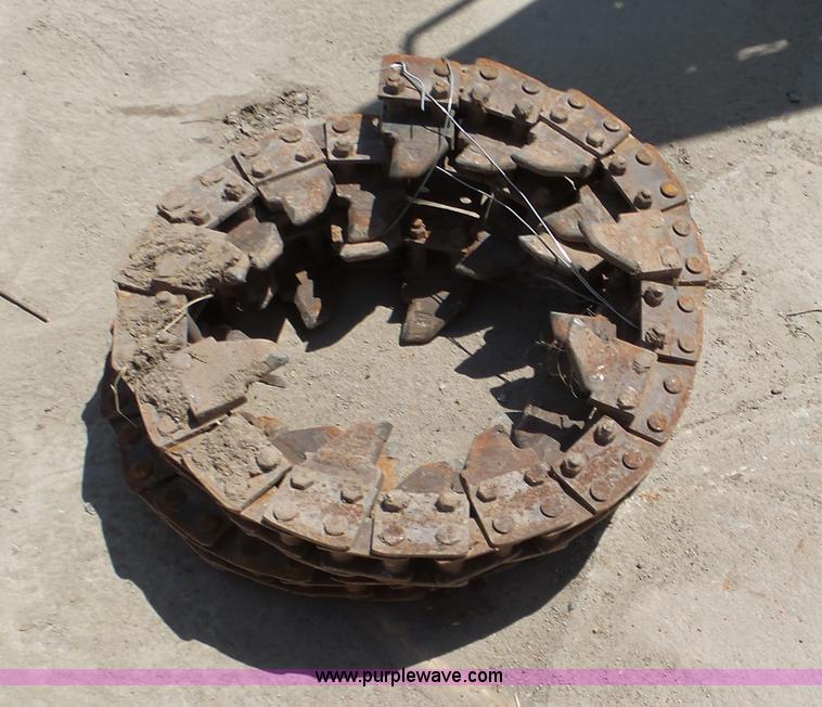 image for item G3754 1989 Bobcat 3023 trencher