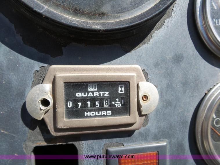 image for item G3754 1989 Bobcat 3023 trencher