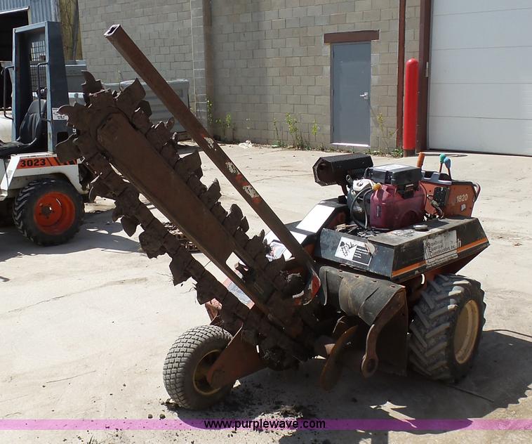 image for item G3755 Ditch Witch 1820 trencher