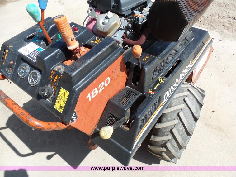 image for item G3755 Ditch Witch 1820 trencher