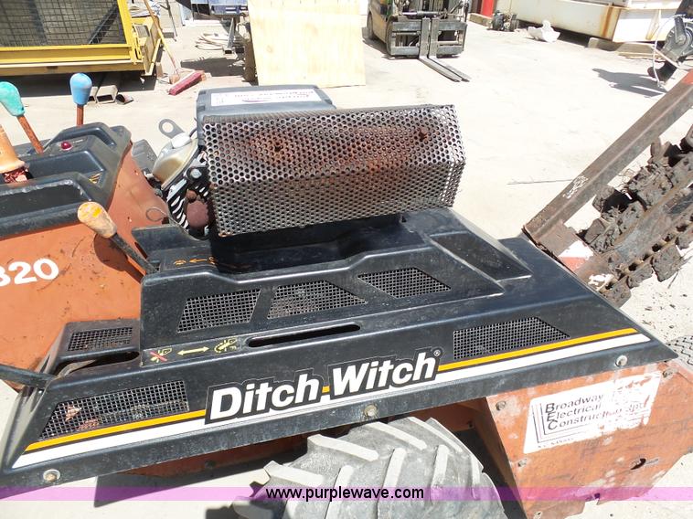 image for item G3755 Ditch Witch 1820 trencher
