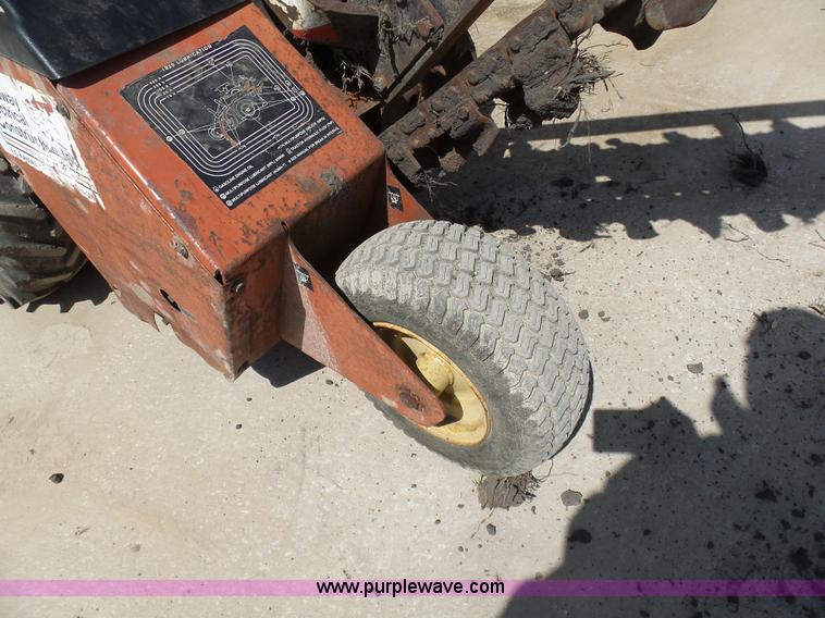 image for item G3755 Ditch Witch 1820 trencher