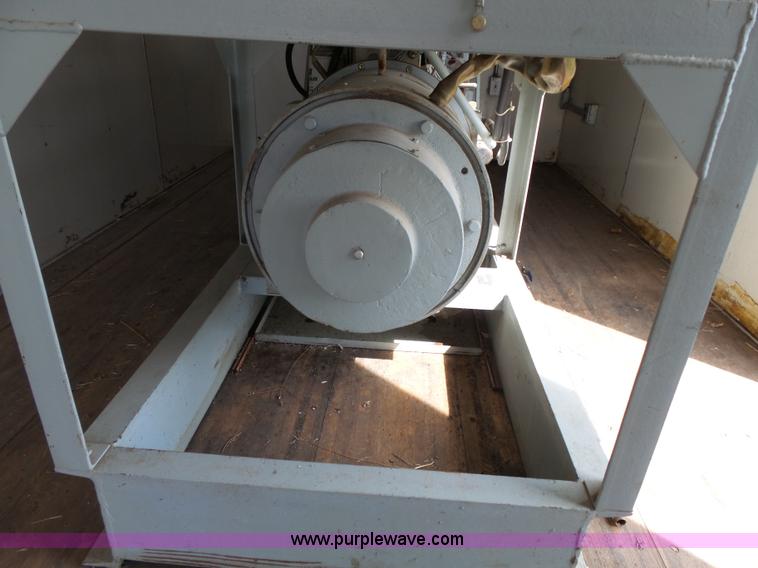 image for item J4982 Hollingsworth generator