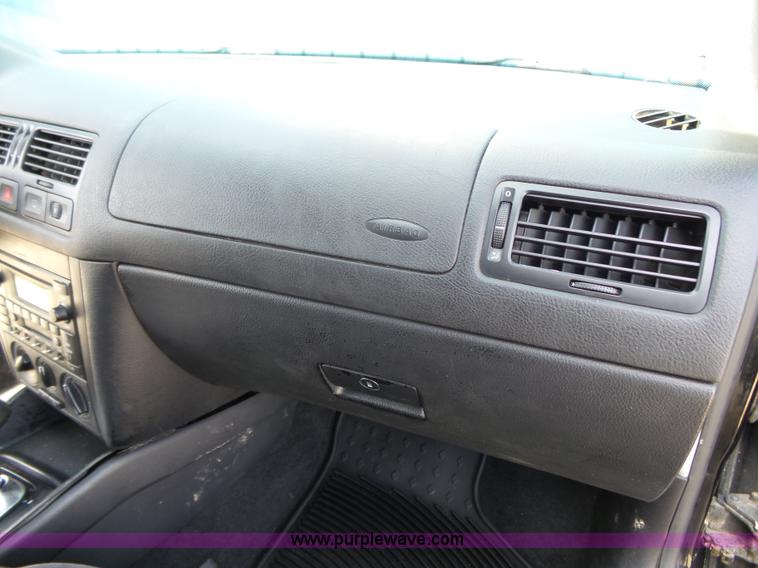 image for item J4991 2002 Volkswagen Jetta GLS TDI