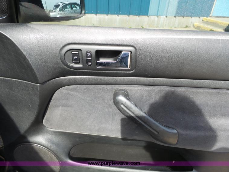 image for item J4991 2002 Volkswagen Jetta GLS TDI