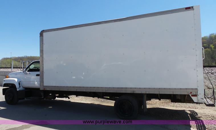 image for item J4995 1991 GMC TopKick box truck