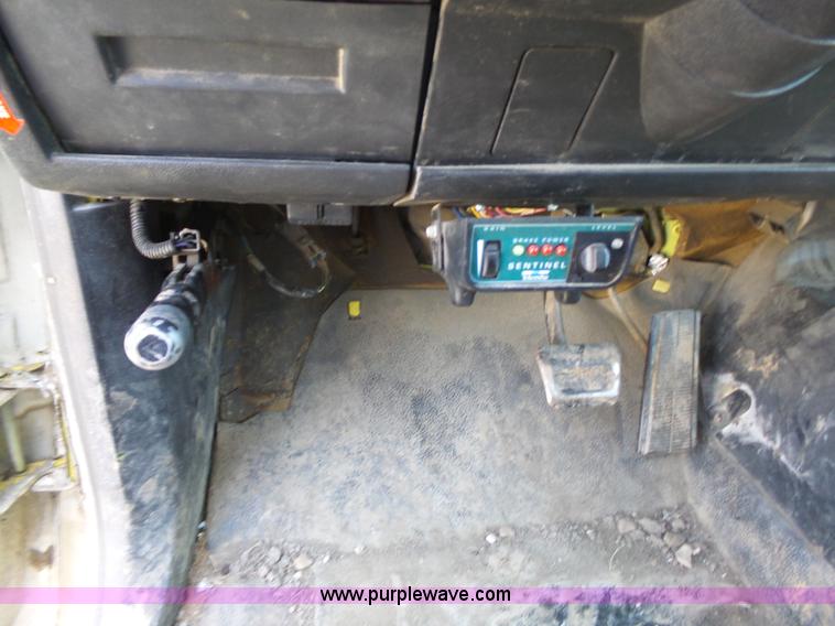 image for item J4995 1991 GMC TopKick box truck