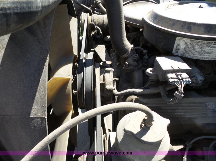 image for item J4995 1991 GMC TopKick box truck