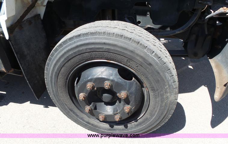 image for item J4995 1991 GMC TopKick box truck