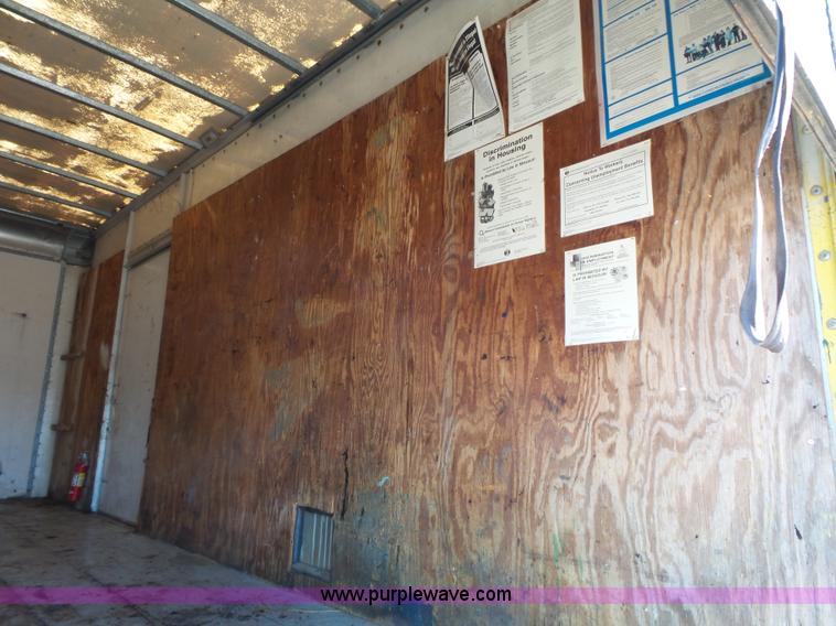 image for item J4995 1991 GMC TopKick box truck